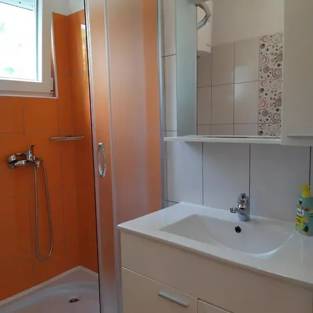 Nada Pag Apartment *